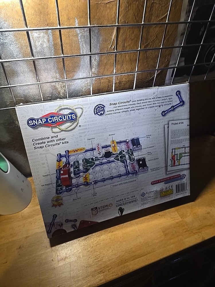 Snap Circuits Classic SC-300 Electronics Exploration Kit Over 300 Projects STEM