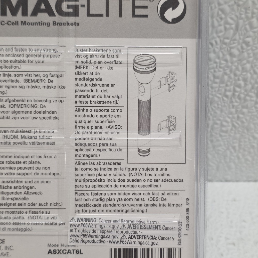 Maglite Black Universal Mounting Brackets for C-Cell Flashlight