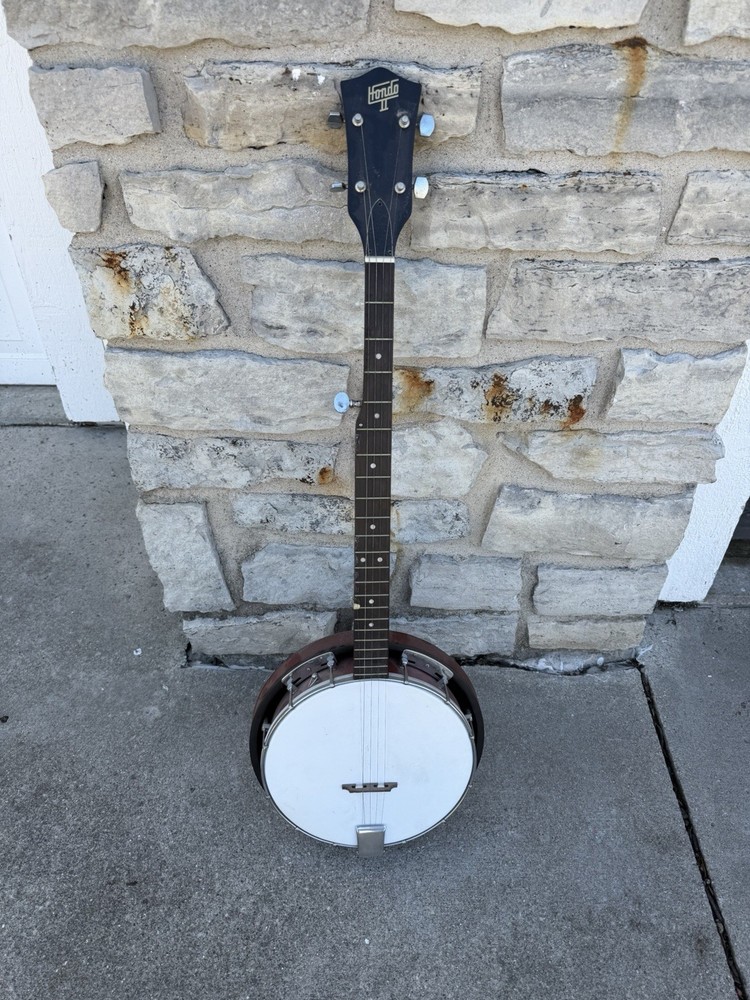 Vintage Hondo II Model HB 5A Five String Banjo With Case