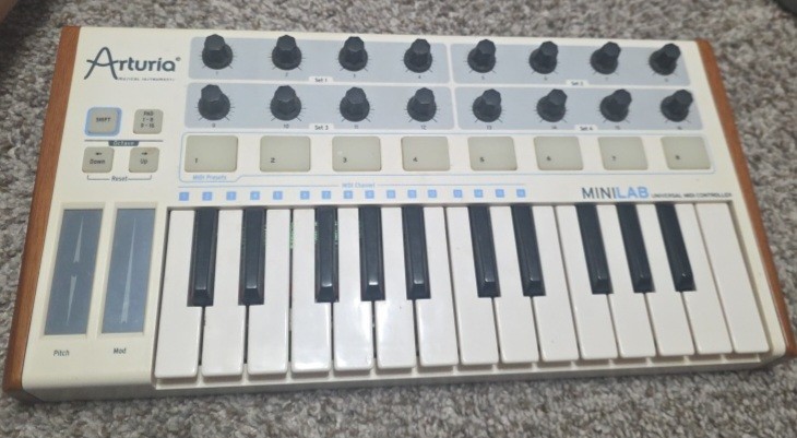 Arturia Minilab Mkii MIDI Controller