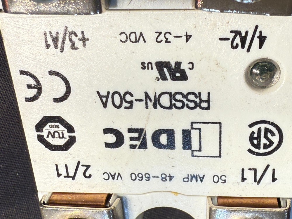 (1) IDEC RSSDN-50A Solid State Relay 50 Amp