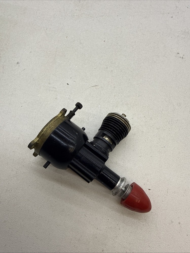 Cox Thimble Drome Black Widow 049 Model Airplane Engine with Propeller M4