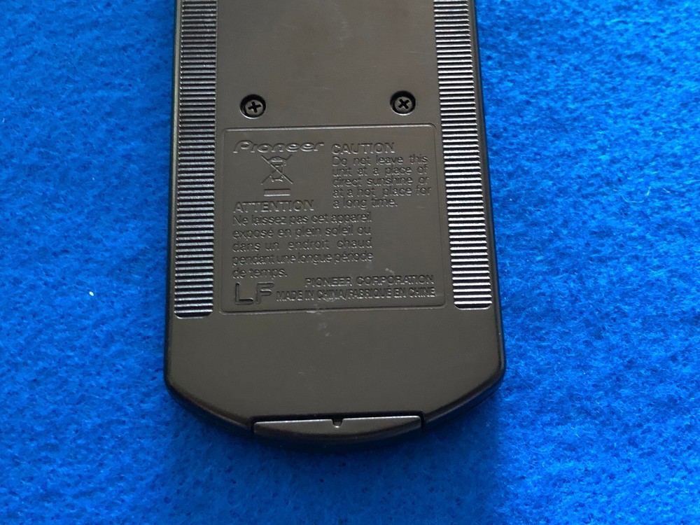 PIONEER STEREO REMOTE CONTROL CONTROLLER IN DASH CXE5116