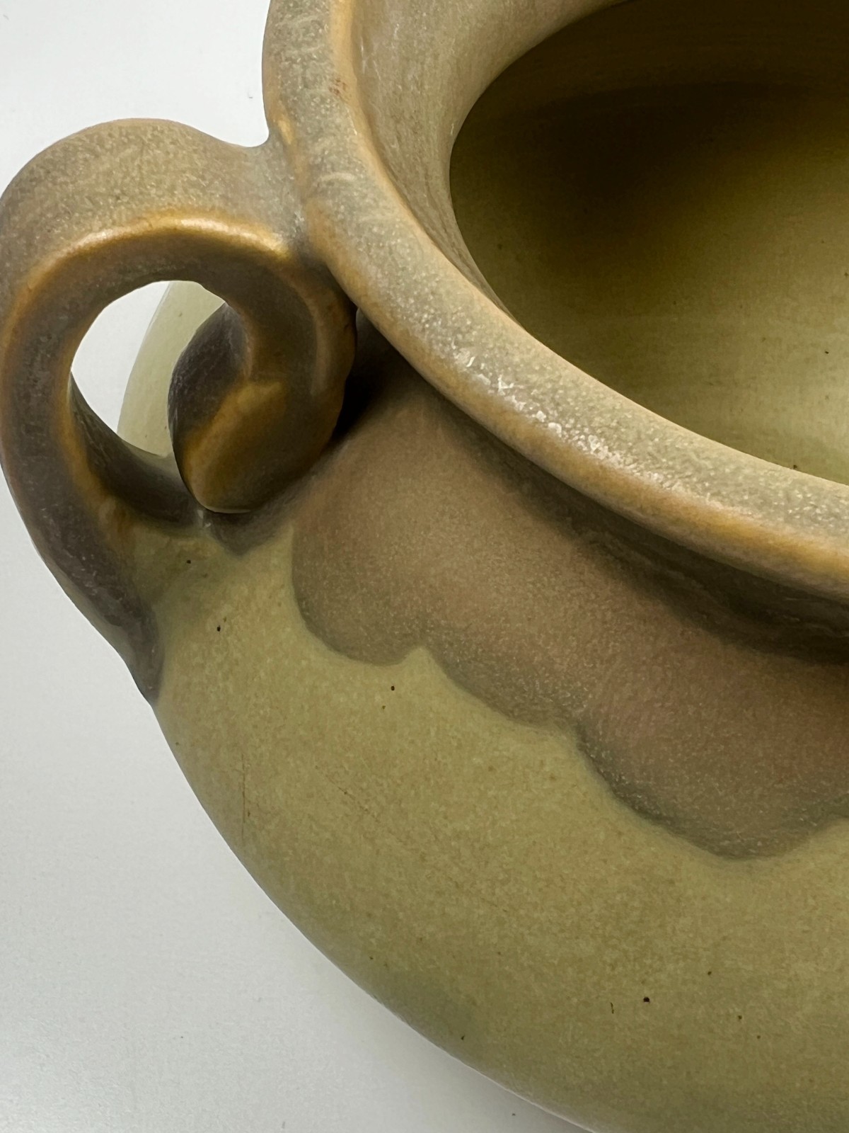 Roseville Carnelian I Green Drip 1926 Vintage Arts And Crafts rose bowl vase 357