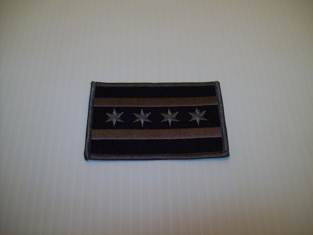 Chicago Flag Subdued 3 1/2" x 2 1/4"