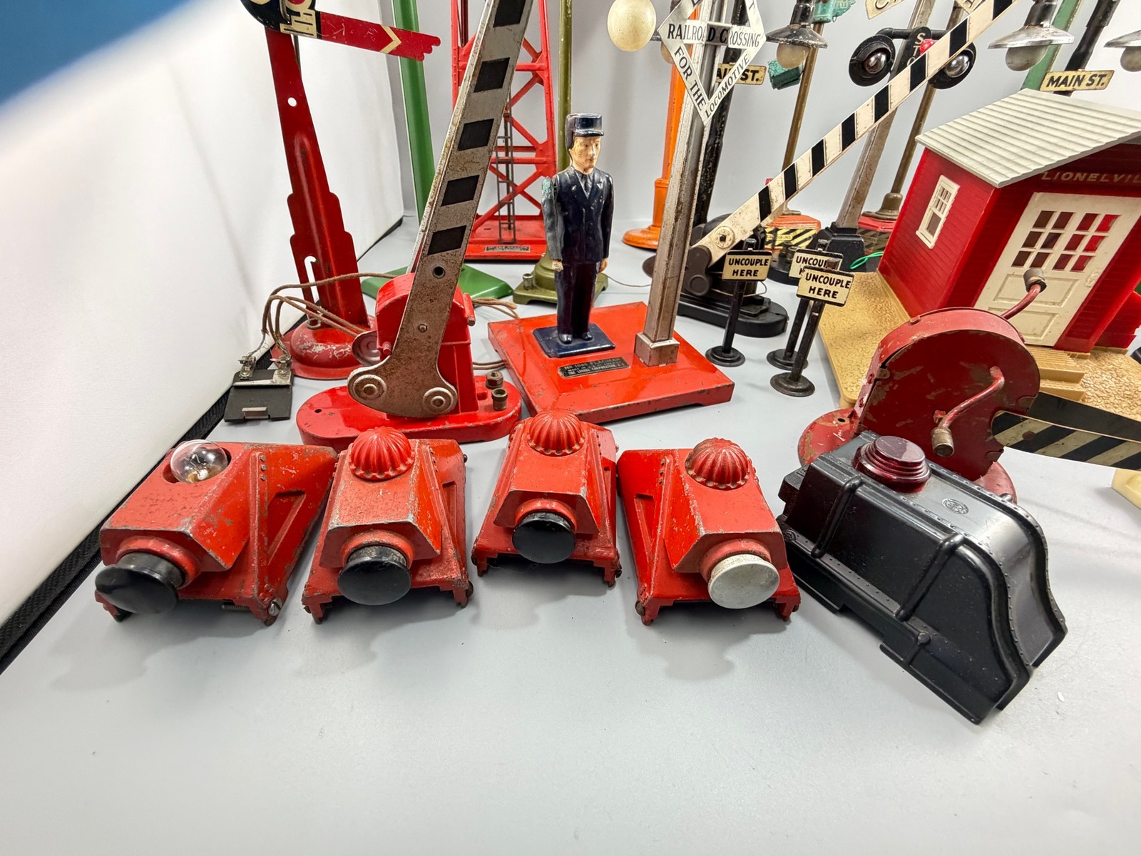 Assorted Lot of 33 O Gauge Lamp Posts Railroad Crossing Gate Bumper Etc.. AS IS