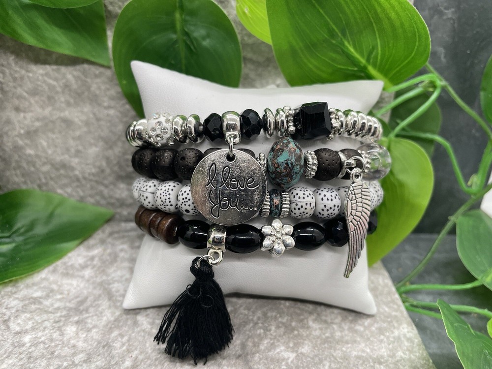4 PC Handmade Boho Beaded Stackable 6.5” Plus Stretch Bracelet Set New A3368
