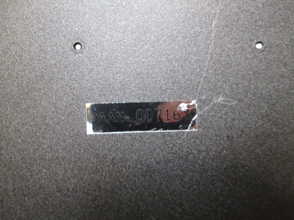 Niles HDL-4 High-Definition Speaker Selection System Complete unit