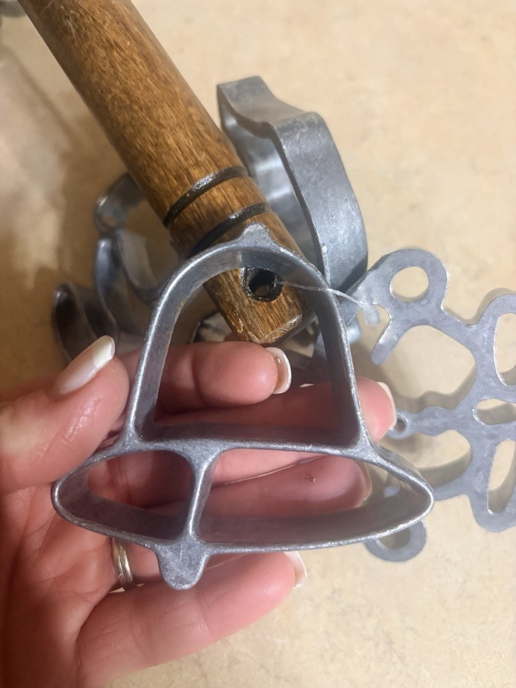 Vintage Cast Aluminum Cookie Press w/ Multiple Plate