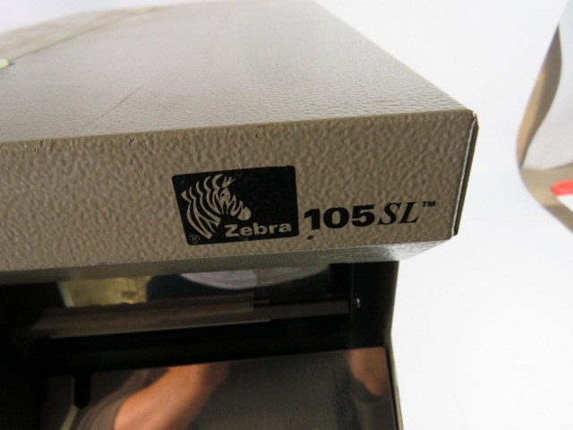 Zebra 10500-2001-0070 105SL Barcode Printer USED