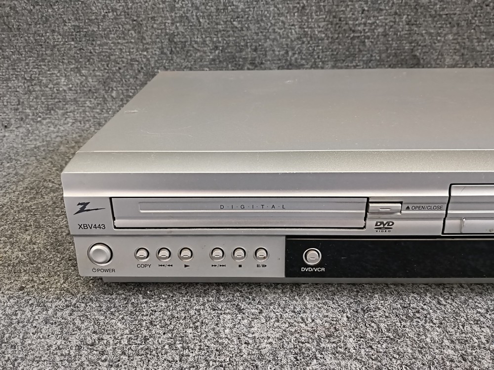 ZENITH XBV443 DVD/VCR Combo Player
