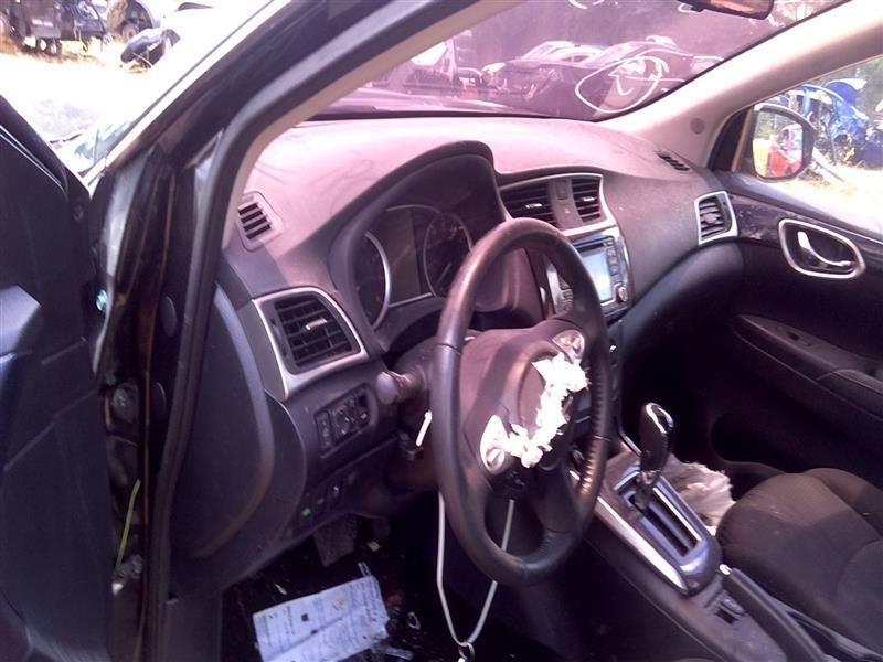 Driver Left Front Spindle/Knuckle Fits 11-25 LEAF 103954418