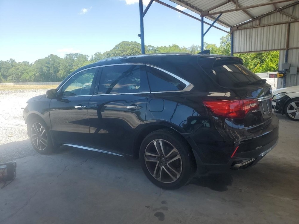 MDX 2017 Glove Box 4694809