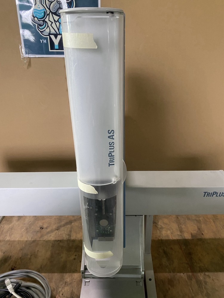 Thermo TriPlus AS Autosampler – w/ Cables, Cracked Cover Panel, Untested
