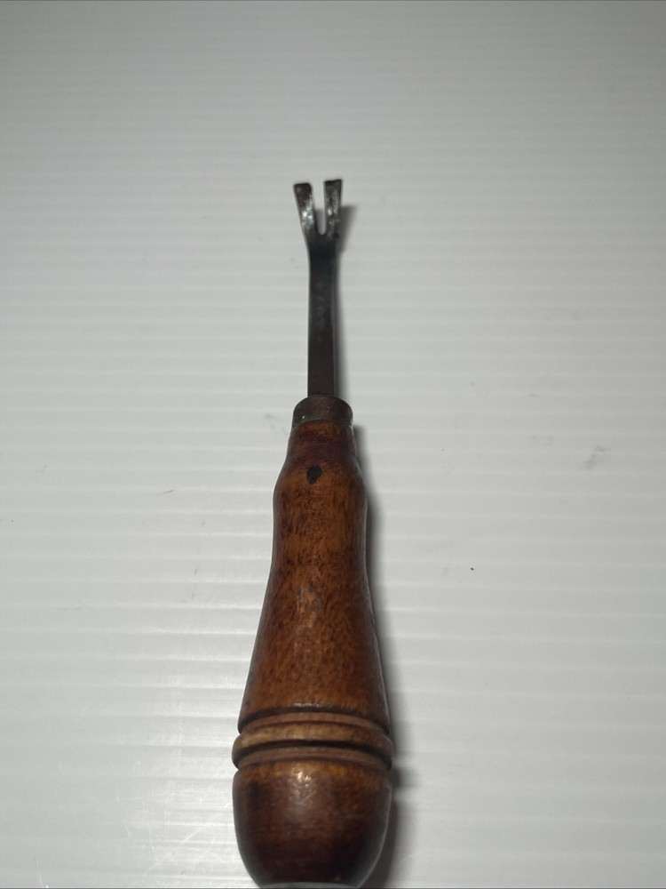 Vintage Wooden Handle Tack/nail Puller