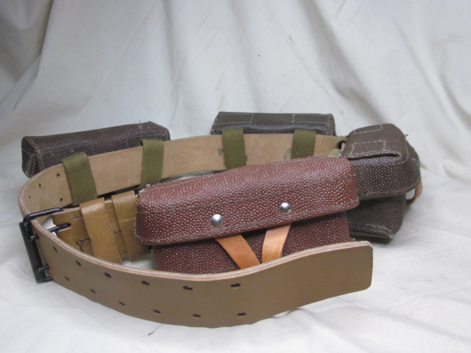 vintage T2 4 pouch bag ammo munition tactical leather military bandolier belt