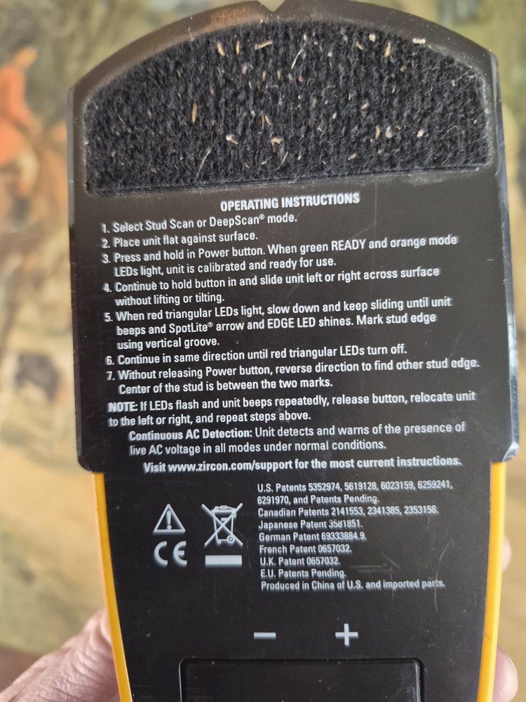 Zircon StudSensor e40 Stud Finder Edge Finding DeepScan LED AC Detection Yellow
