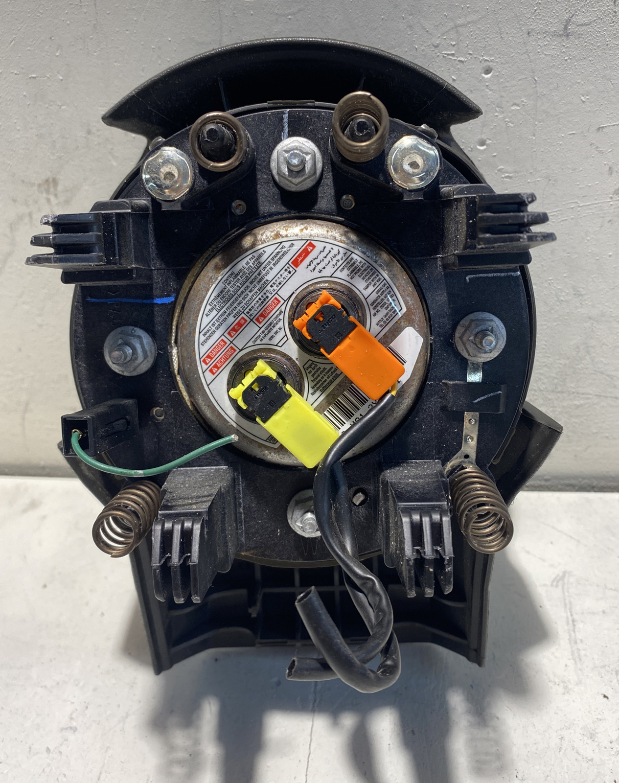 2013 - 2021 NISSAN FRONTIER AIRBAG LEFT DRIVER SIDE STEERING WHEEL AIRBAG OEM