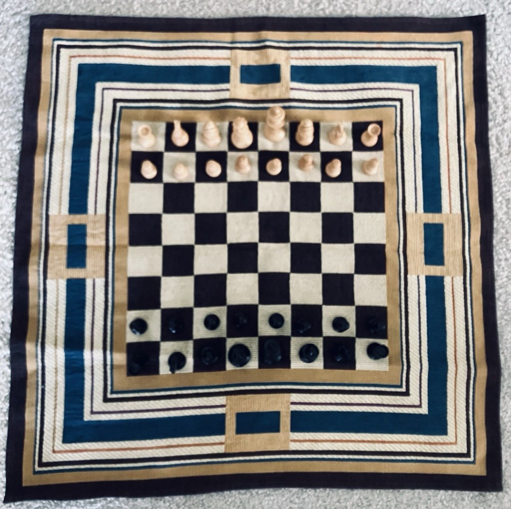 Jules Pansu Tapestry Chess Set