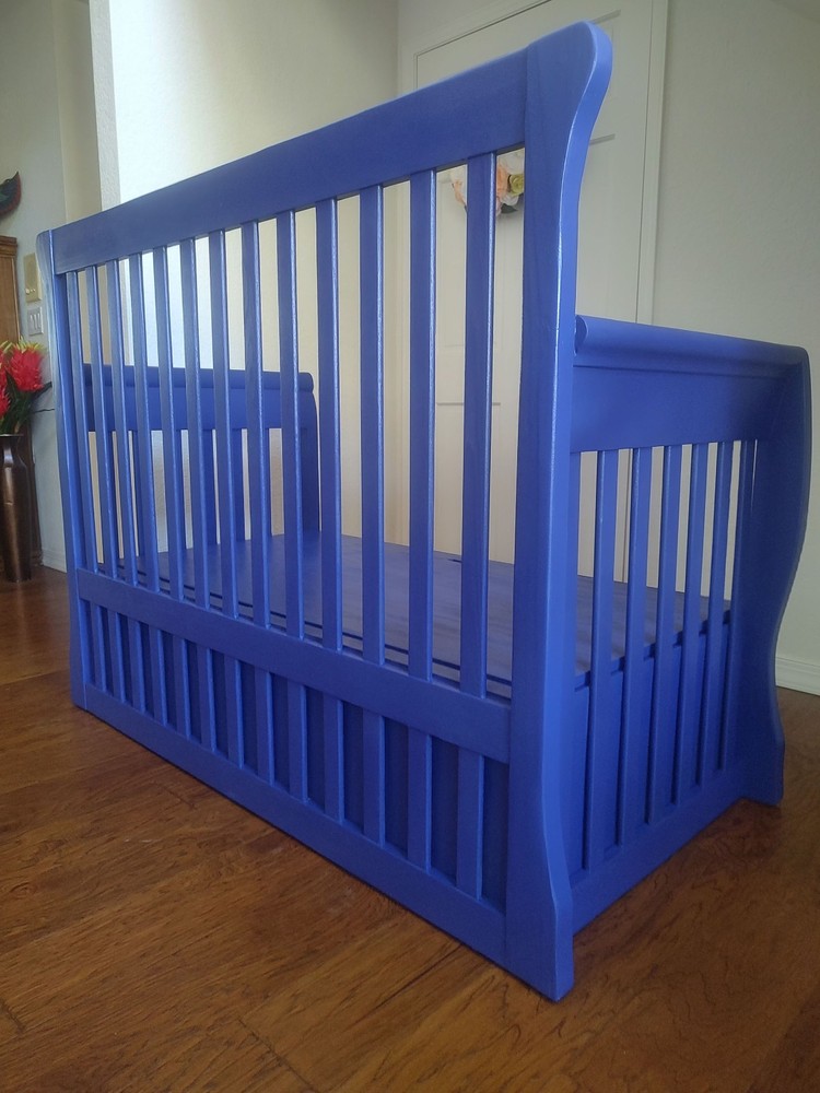 New conversion storage bench with cushions