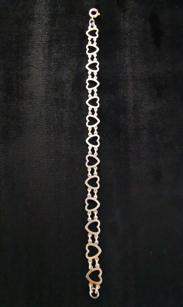 Solid Silver Loveheart Bracelet
