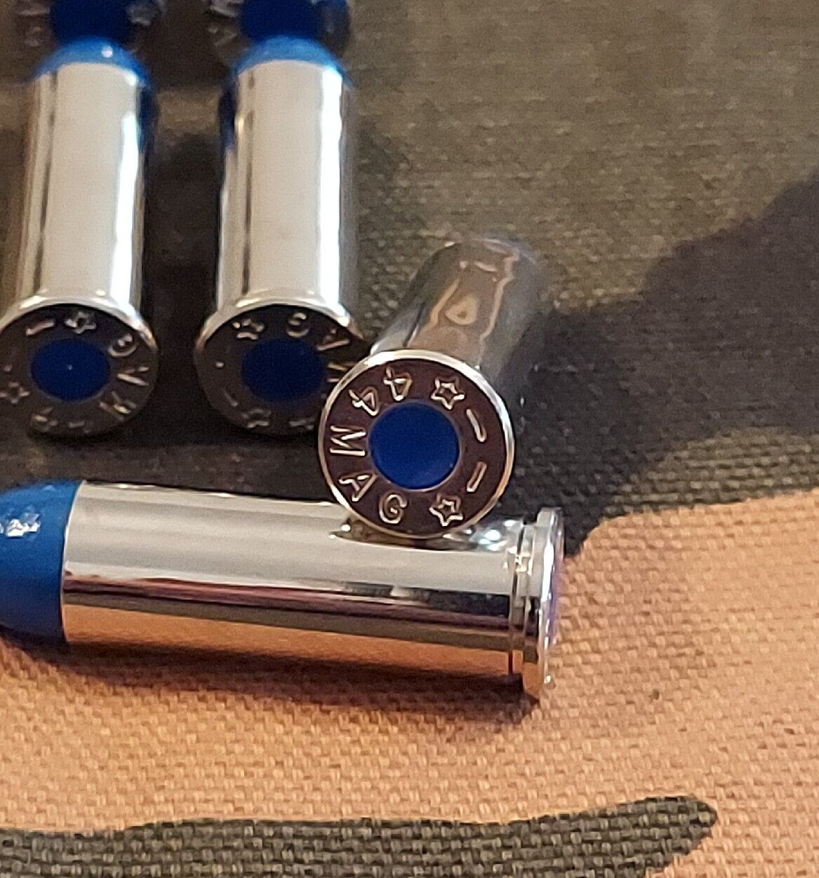 44 REM MAG SNAP CAPS SET OF 6, BLUE AND NICKEL, 200gn.!!!