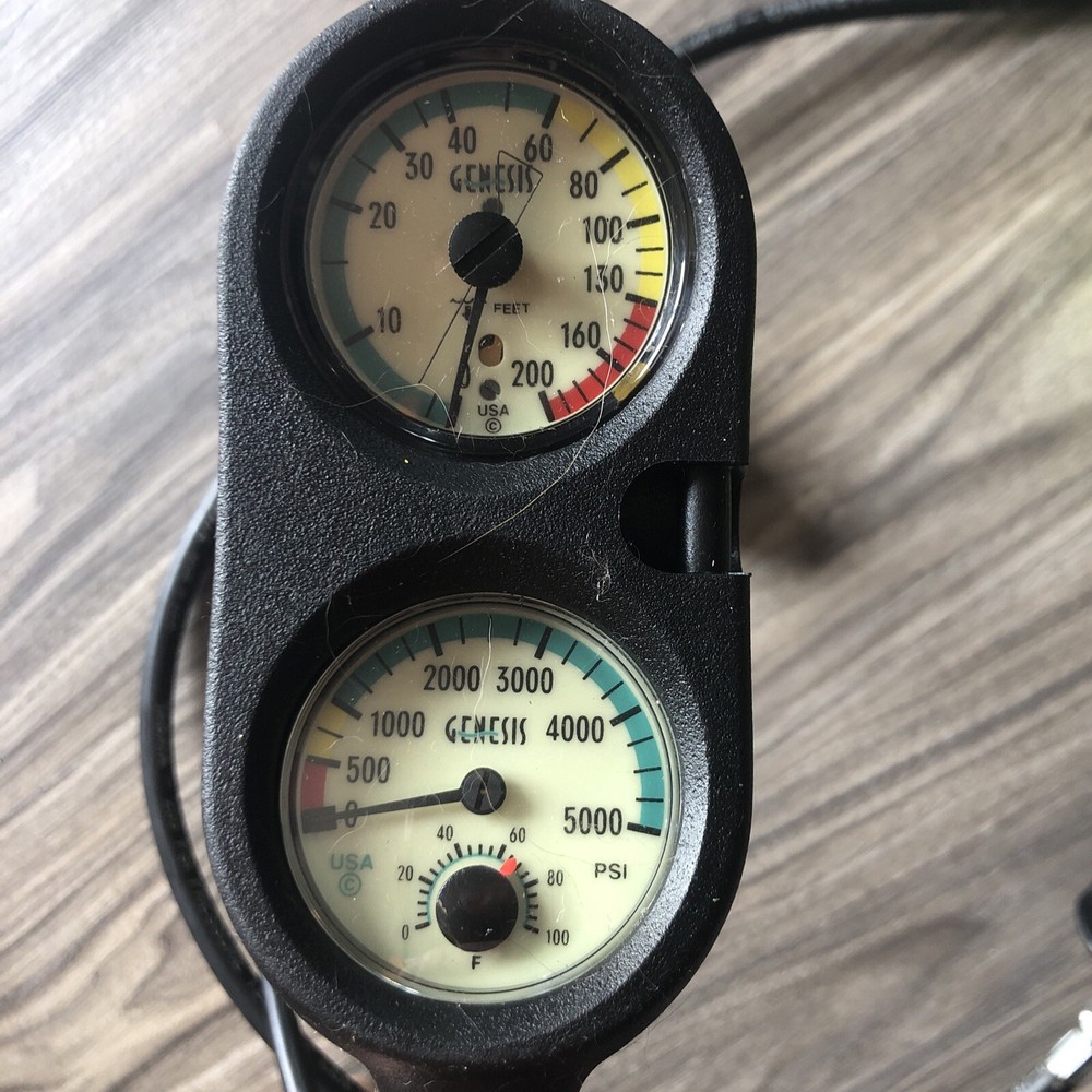 Tusa Dive Vest and Regulator Set