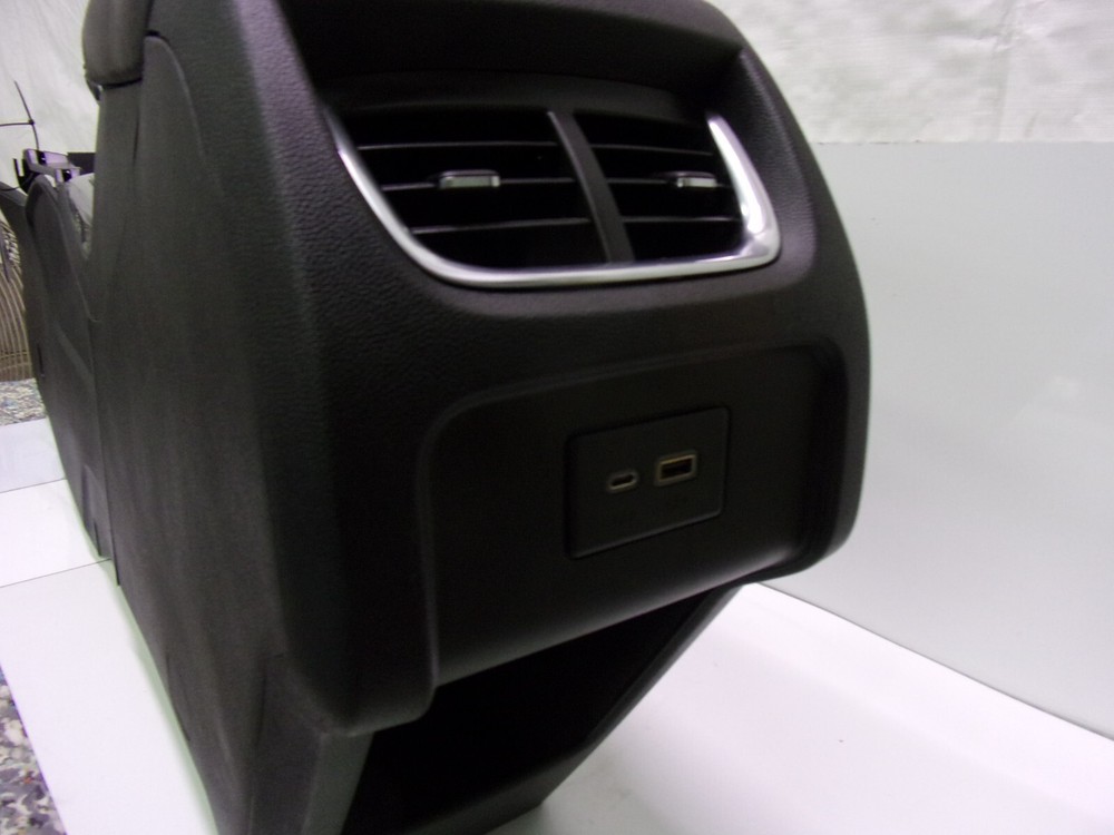 CHEVROLET BLAZER 2019 Front Console floor