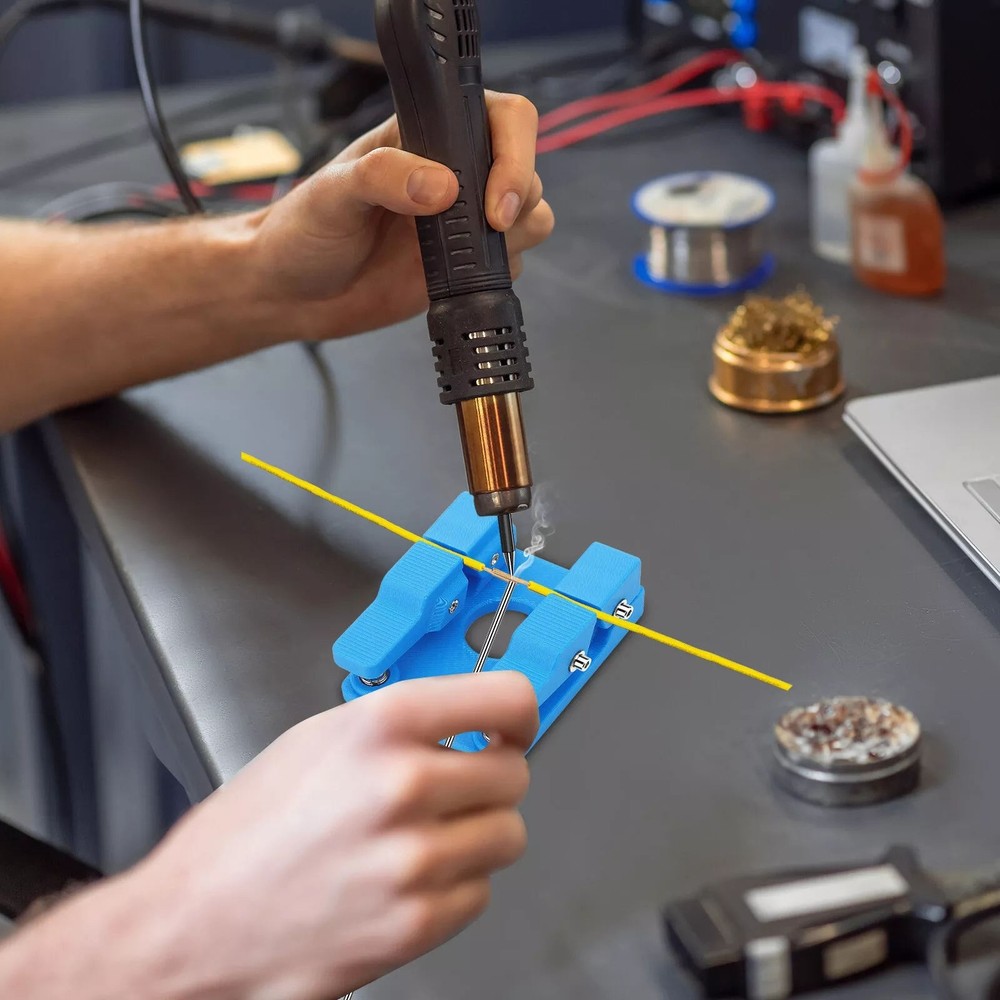 Blue Adjustable Plastic Welding Soldering Station Silicone Wire Clamp Bracket