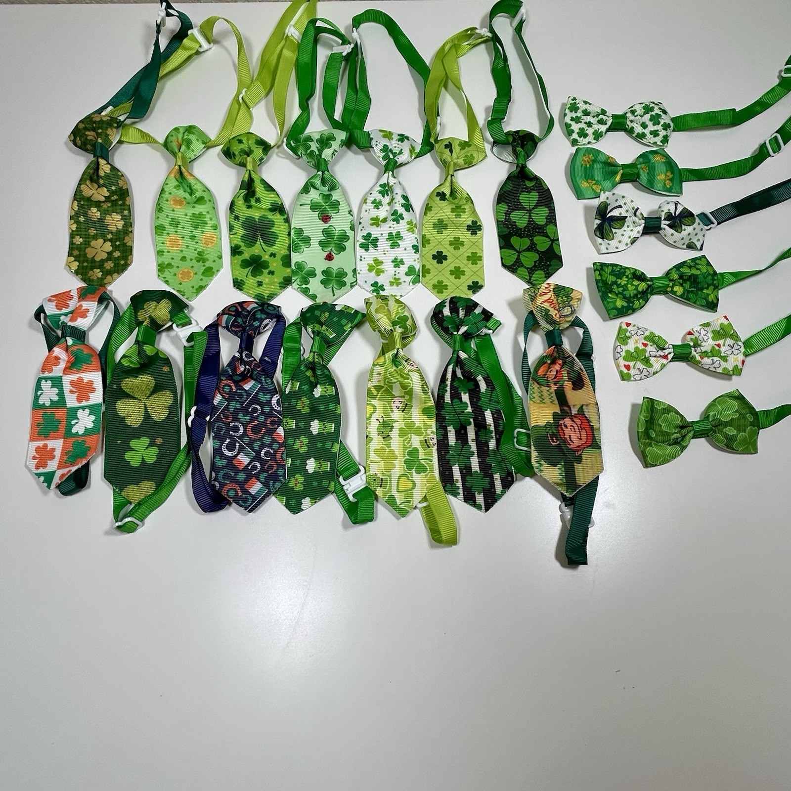 20Pcs Variety St. Patrick's Day Dog Necktie Bowtie Clover Lucky Pet Grooming