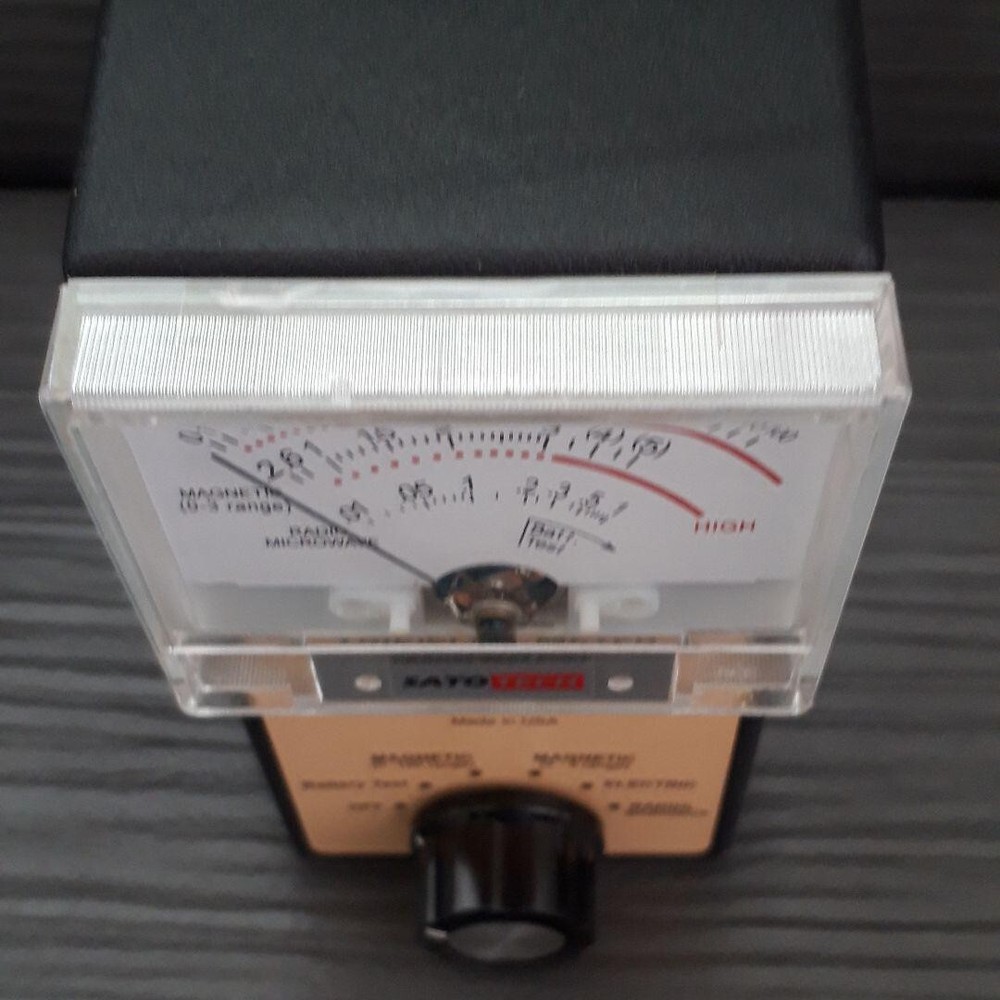 Trifield EMF Meter 100XE Magnetic Used