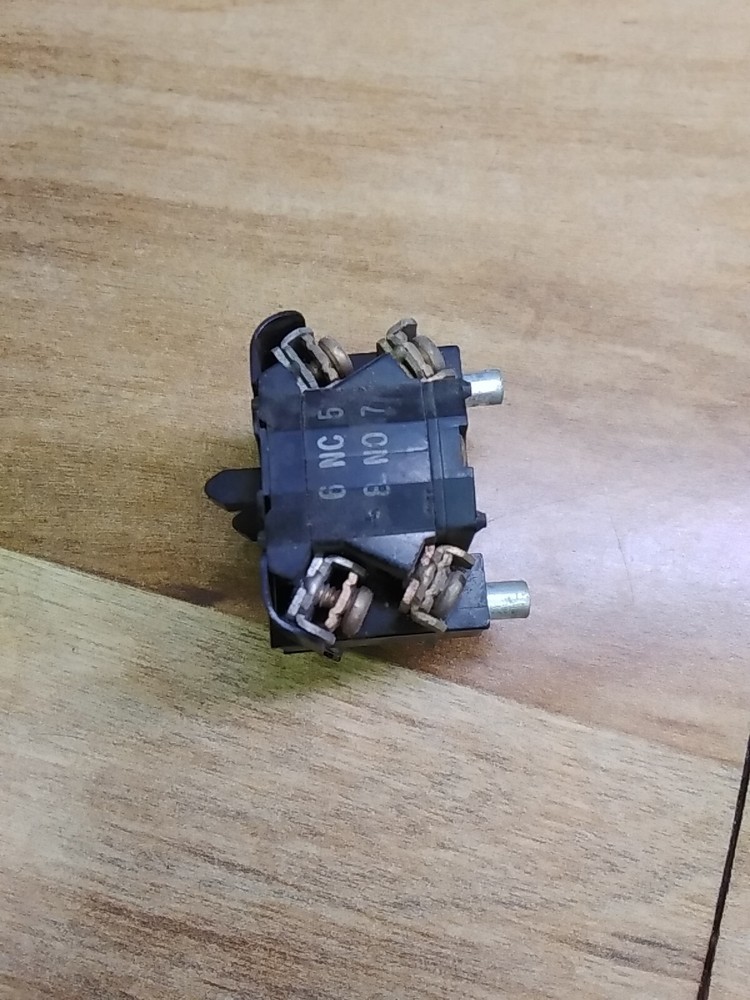 Micro Switch 600VAC 125VDC Contact Block