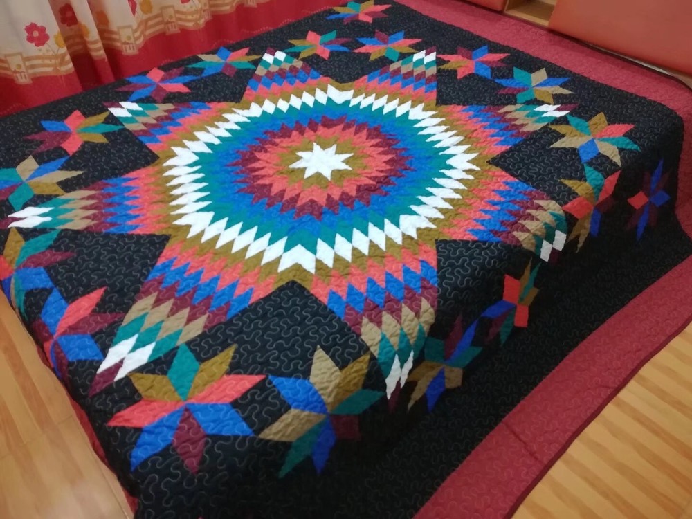 King  size  machine pieced and quilted  Patchwork quilt#148BR