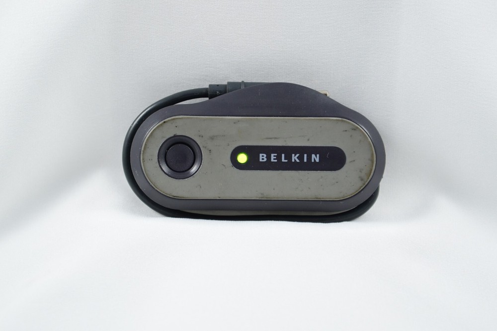 Belkin TuneCast Model F8V367 FM Transmitter For Audio Devices