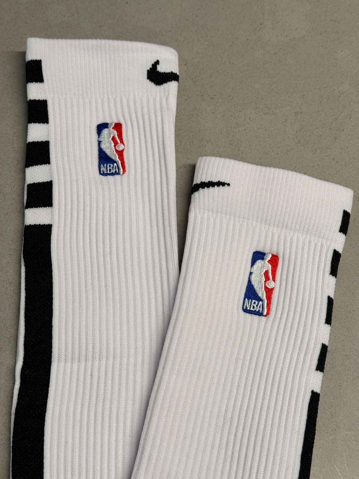 Nike NBA Authentics - White & Black - Knee Highs/Scrunchies