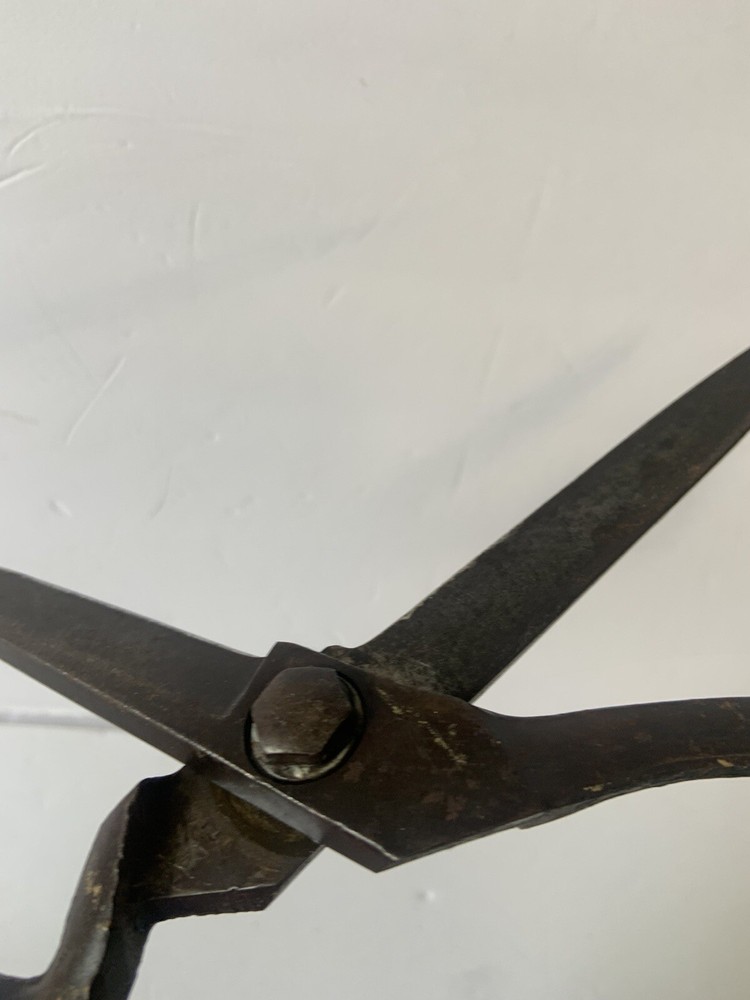 Heavy Antique Shears Scissors Sharp UNBRANDED