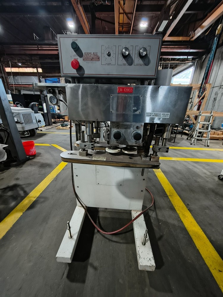 KAPS-ALL 4 SPINDLE CAPPING/RETORQUING MACHINE NO MODEL TAG