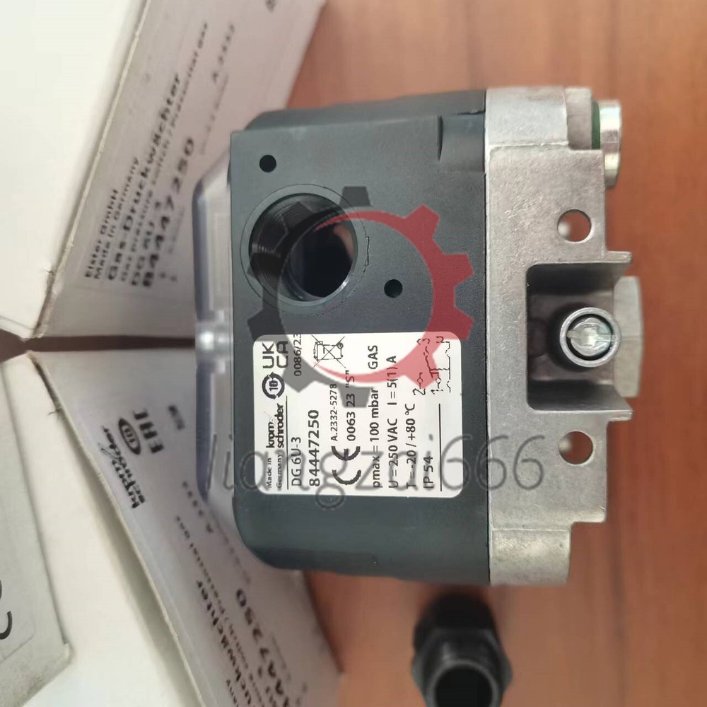 1PCS NEW Krom schroder pressure switch DG6U-3