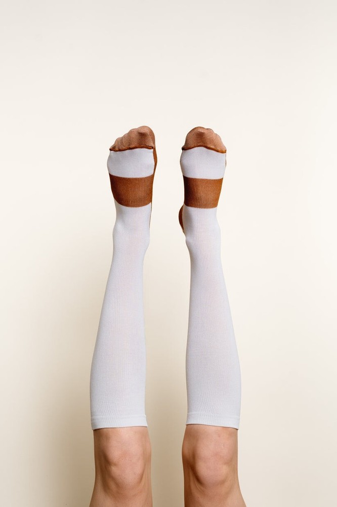 Alpha Sole - Knee High White + Copper Compression Socks
