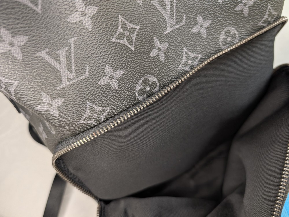 Louis Vuitton Backpack -- Discovery PM Monogram Eclipse Black -- Great Condition
