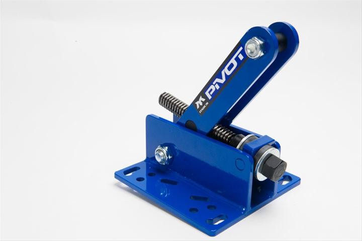 Mac's Engine Pivot Plate 701001
