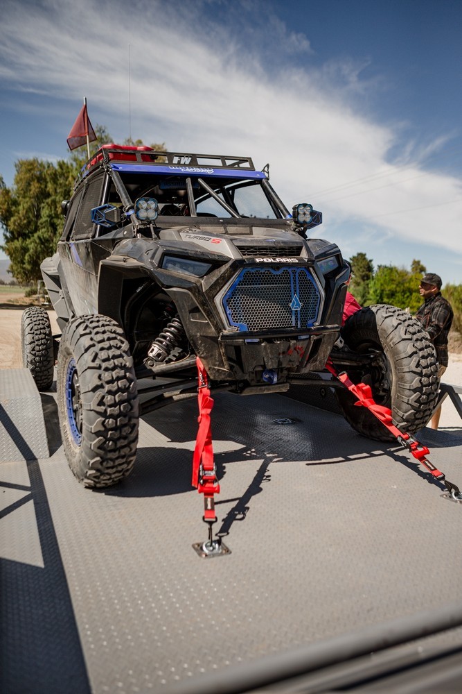 SpeedStrap 1 1/2In UTV Tie-Down Kit - Red