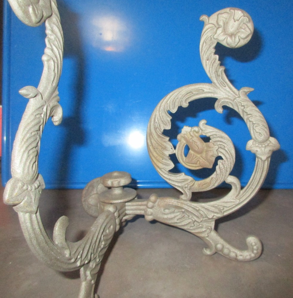 Vintage Cast Iron Ornate Double Hall Tree Hook / Wall Hook with Bolt