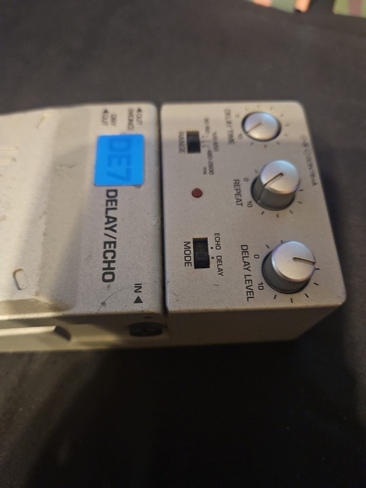 Ibanez DE7 Delay and Echo Guitar Effect Pedal