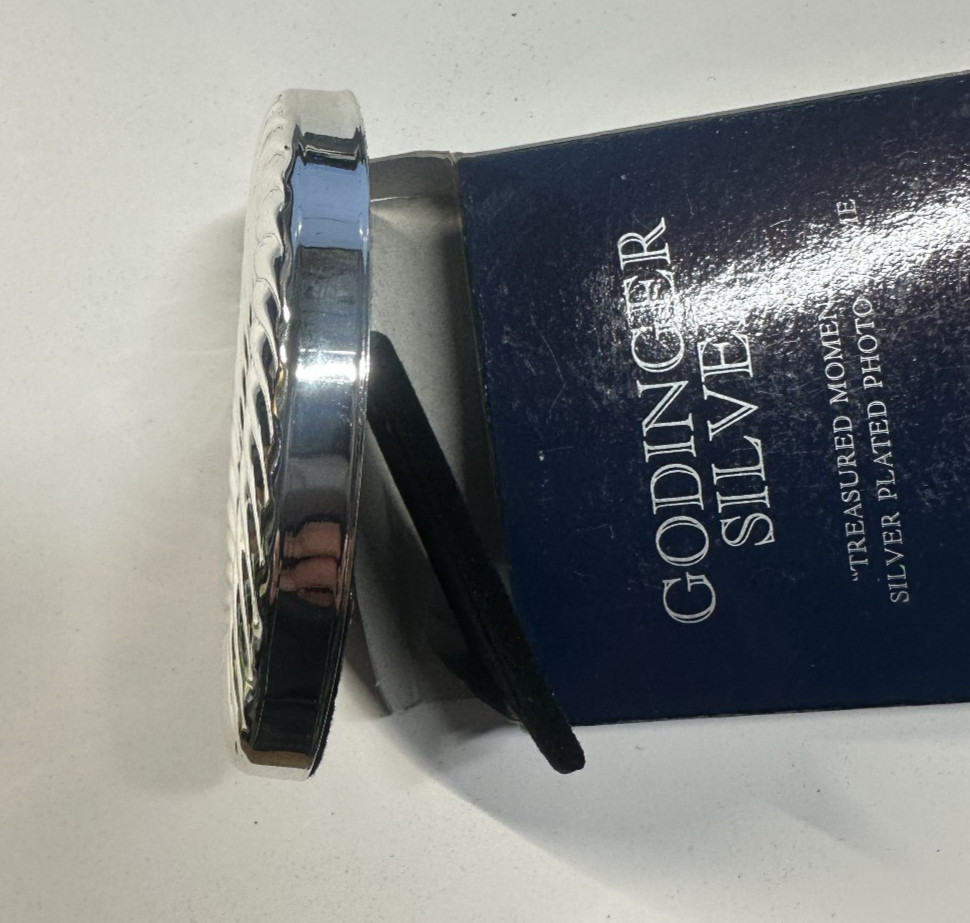 2 Vintage Godinger Silver Plated 2” x 3” Self Standing Photograph Frames