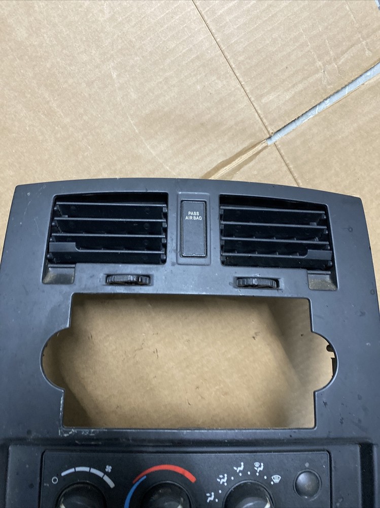 11 DODGE DAKOTA MANUAL HEATER AC TEMPERATURE CLIMATE CONTROL PANEL SWITCHBS5
