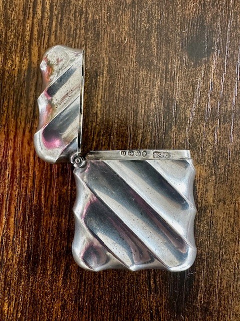 Antique Solid Silver Vesta Case Hallmarked Birmingham 1888 Match holder