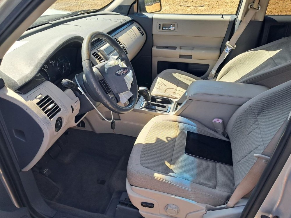 FLEX 2009 Glove Box 4812548