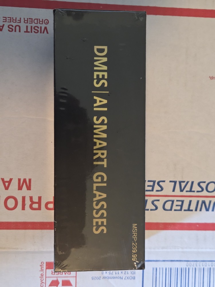 DMES AI smart glasses.