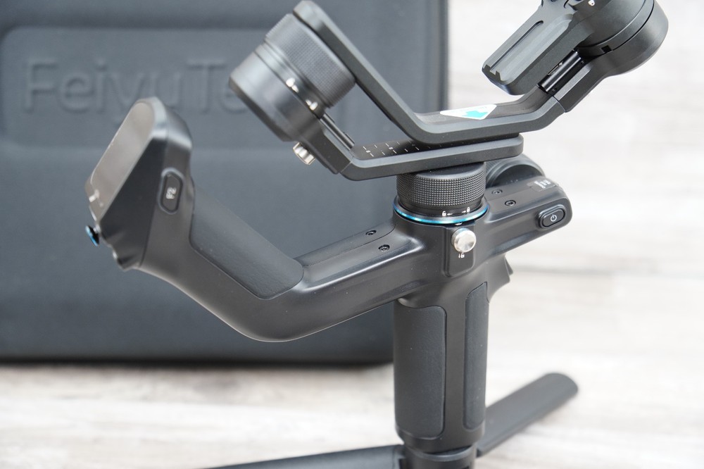 Feiyu SCORP Mini 2 Kit | Gimbal Stabilizer for Mirrorless Camera Smartphone